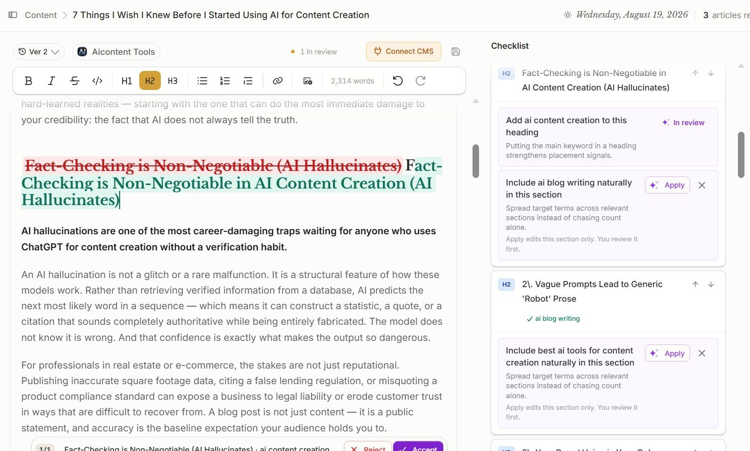 Frase SEO heading rewrite showing old and new text with Accept and Reject buttons